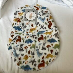 NWT - elements of style baby swaddler